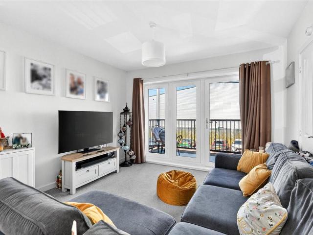 Flat for sale in Row Town, Surrey