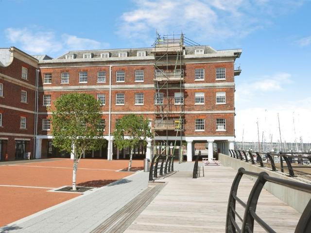 Flat for sale in Priddy's Hard, Middlecroft