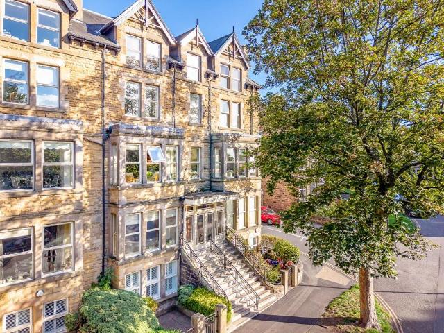 Flat for sale in Low Harrogate, Harrogate