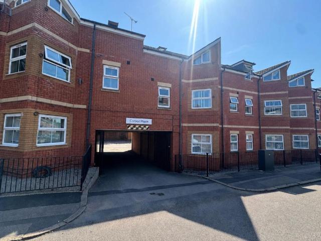 Flat for sale in West Midlands