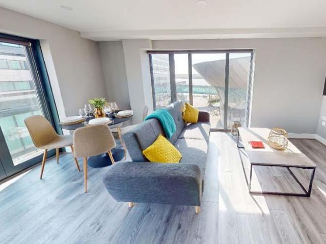 Flat for sale in Waterfront, Calderstones