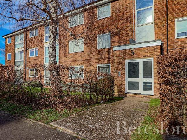 Flat for sale in Rivenhall End, Chipping Hill