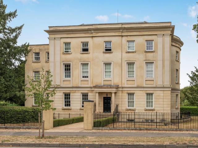 Flat for sale in Warden Hill, Cheltenham