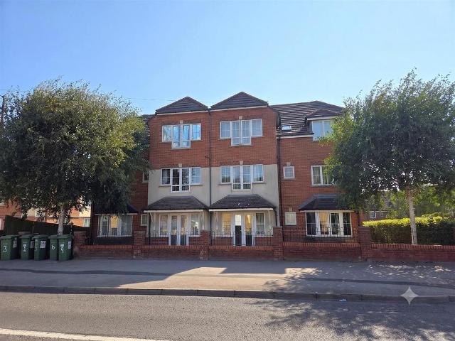 Flat for sale in Helford, Hampshire