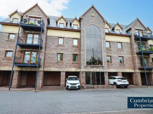 Flat for sale in Moorville