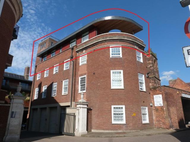 Flat for sale in St Clements, Worcestershire