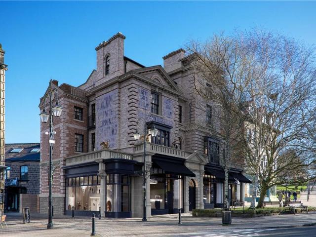 Flat for sale in Low Harrogate, Harrogate