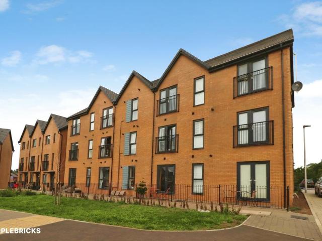 Flat for sale in Creigiau, Cardiff