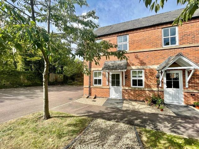 Flat for sale in Elmfield, Leicestershire