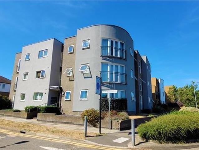 Flat for sale in Alton Barnes, Isle Of Man