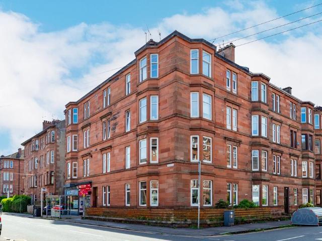 Flat for sale in Battlefield, Scotland