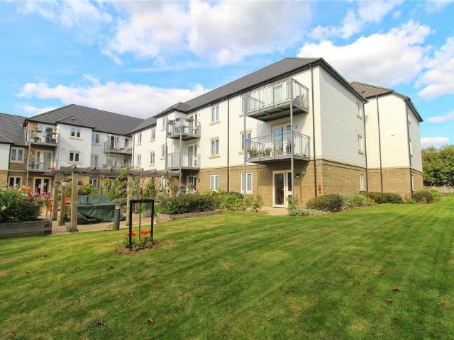 Flat for sale in Trowbridge