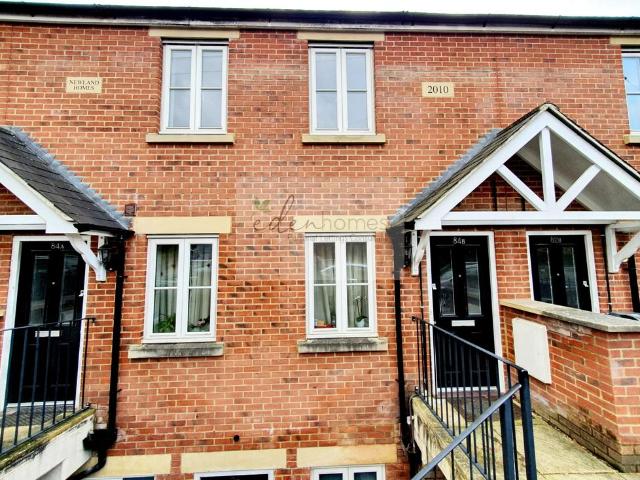 Flat for sale in Stroud, School House