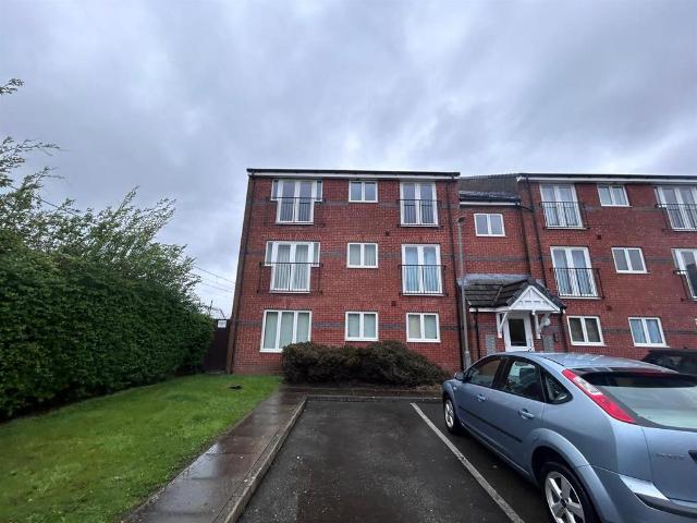 Flat for sale in Bank Top, Bury