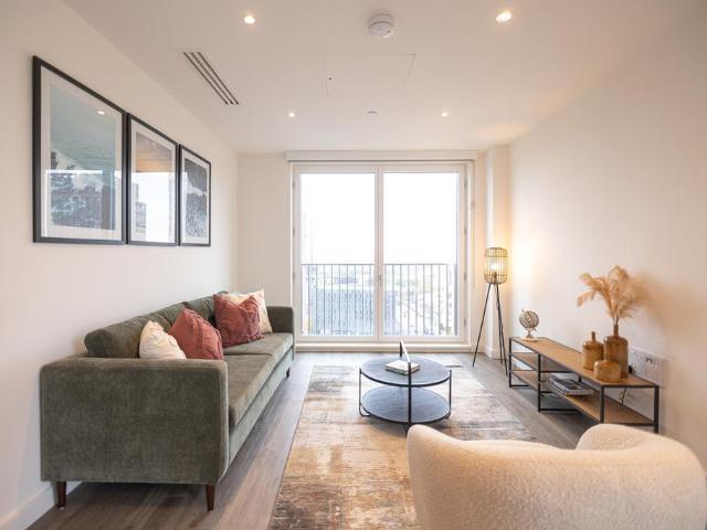 Flat for sale in New Islington, Georgia