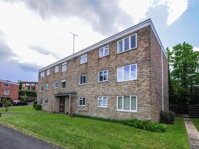 Flat for sale in Parkstone, Poole