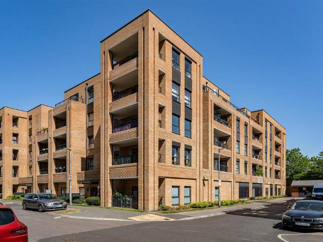 Flat for sale in Hackbridge, Isle Of Man