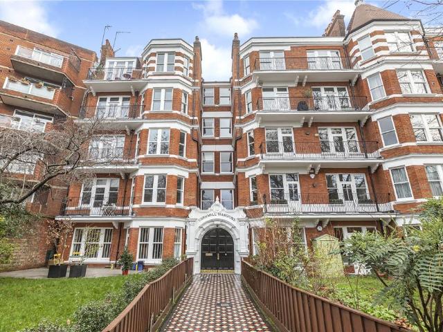 Flat for sale in Brompton, Greater London