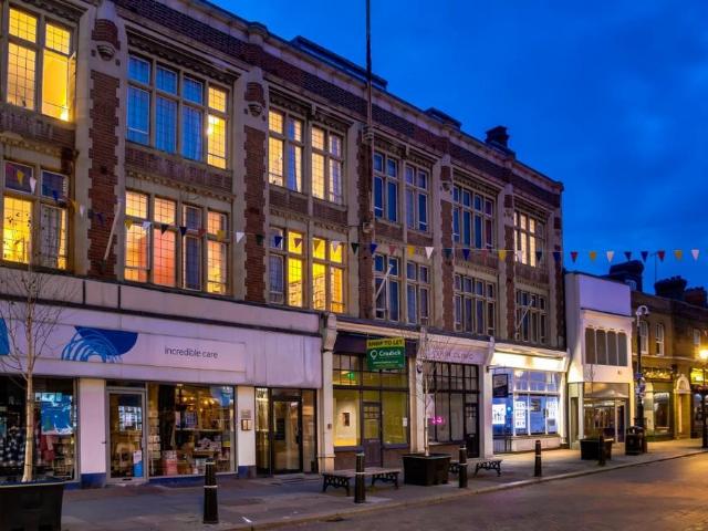 Flat for sale in Troy Town, Rochester