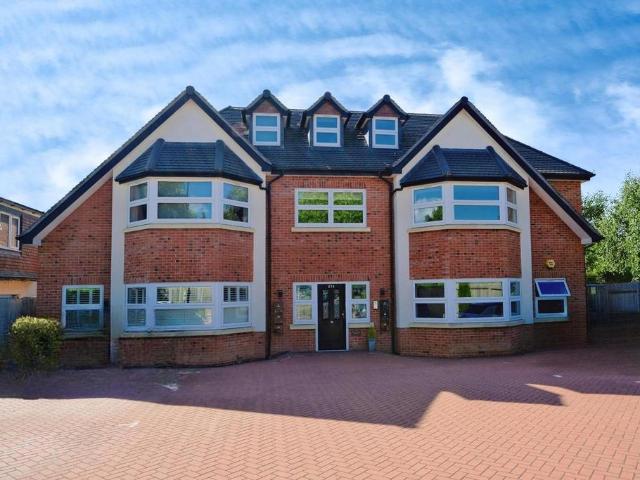Flat for sale in Wylde Green, Sutton Coldfield