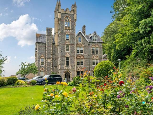Flat for sale in Rotherslade, Newton