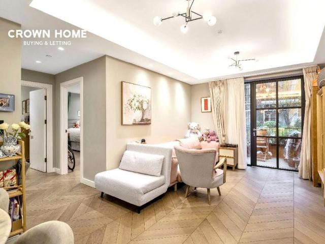 Flat for sale in Fitzrovia, Greater London