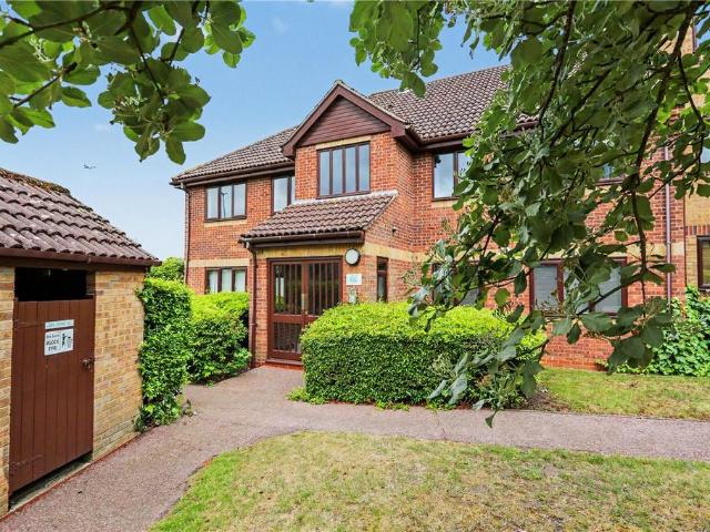 Flat for sale in East Bank, Norfolk