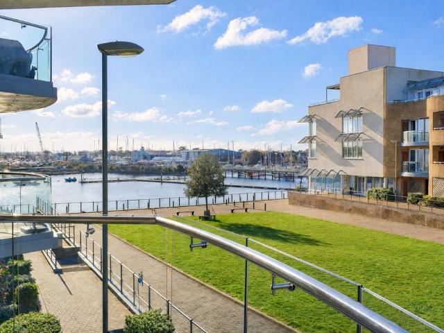 Flat for sale in Walhampton, Ashurst Bridge