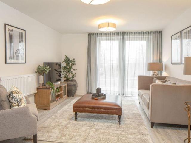 Flat for sale in Milton Keynes