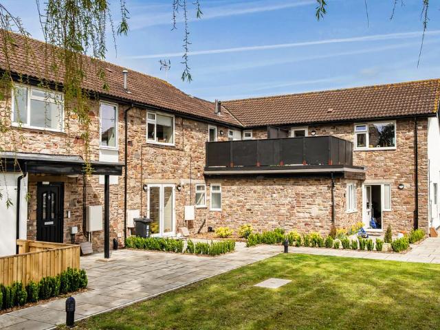 Flat for sale in Yate, South Gloucestershire