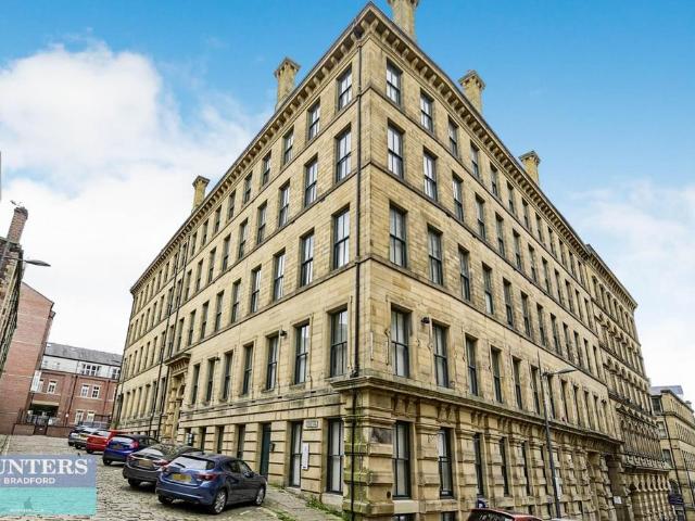 Flat for sale in Little Germany, West Yorkshire