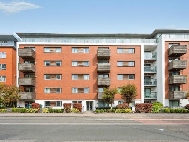 Flat for sale in Calthorpe Fields, West Midlands