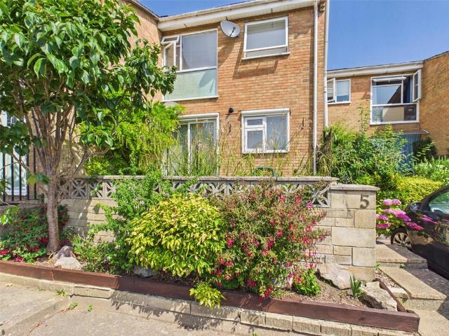 Flat for sale in Selsley, School House