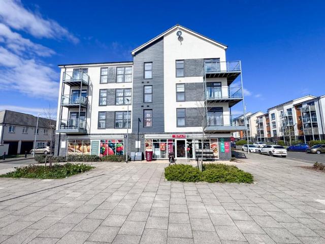 Flat for sale in Charlton Hayes, Patchway