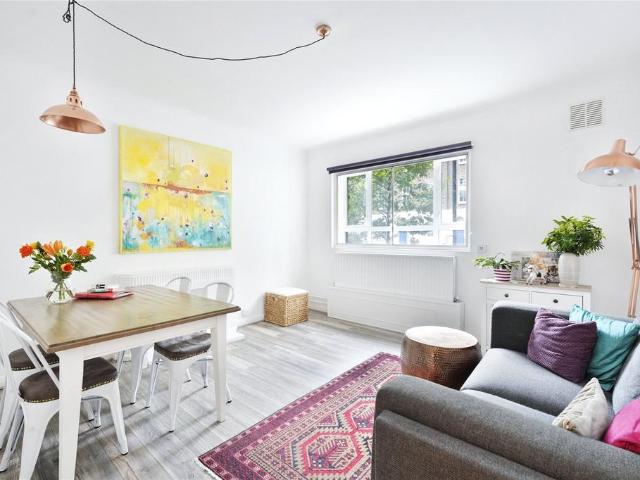 Flat for sale in Marylebone, Greater London
