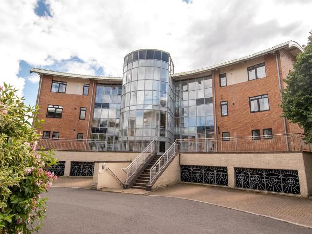 Flat for sale in Kings Heath, West Midlands