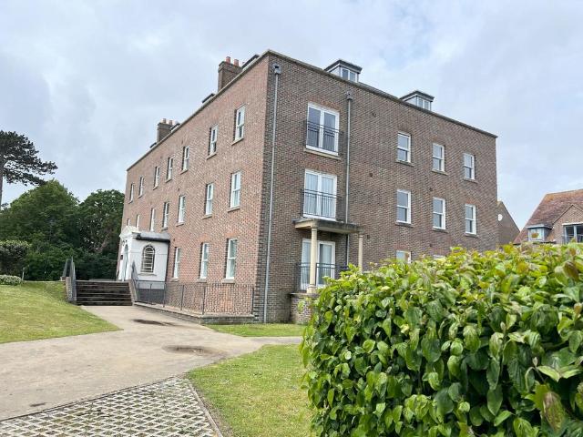 Flat for sale in Priddy's Hard, Middlecroft
