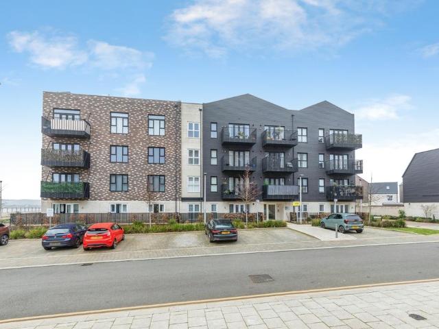 Flat for sale in Troy Town, Rochester