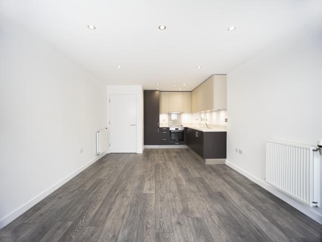 Flat for sale in London Borough of Ealing, Hanwell