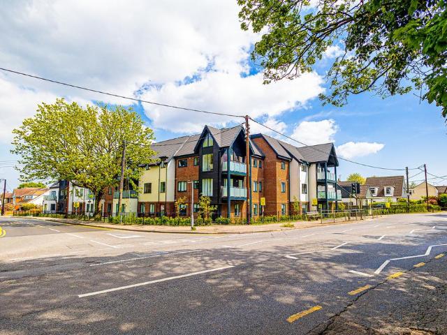 Flat for sale in Bread and Cheese Hill, Castle Point