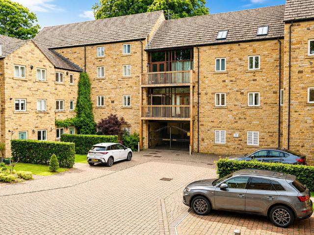 Flat for sale in Embsay, North Yorkshire