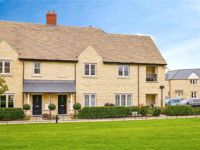 Flat for sale in Black Bourton, Oxfordshire