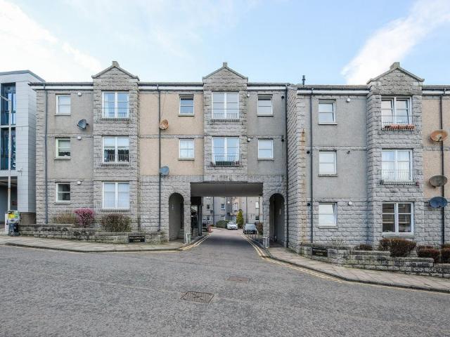 Flat for sale in City Centre, Ballindoch