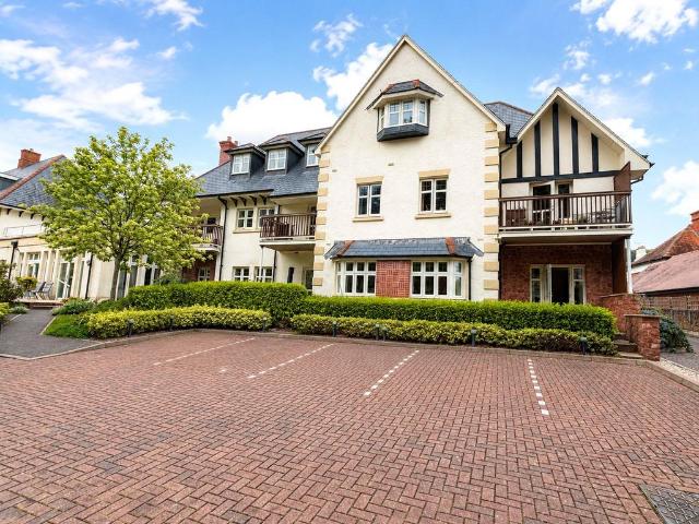 Flat for sale in Alcombe, Minehead