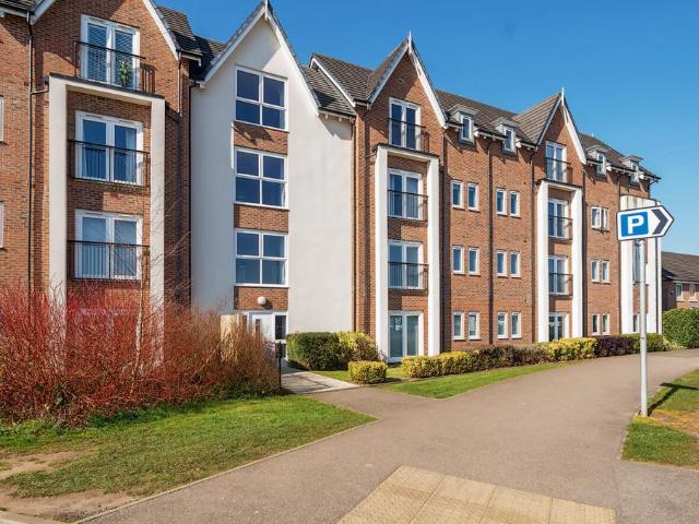Flat for sale in Chapelford, Warrington