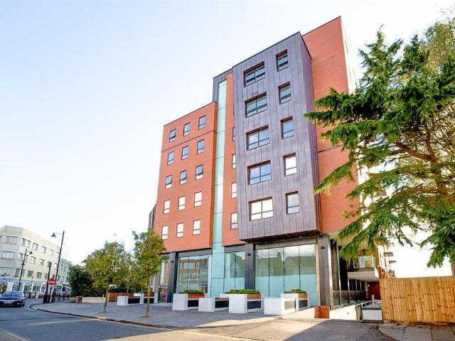 Flat for sale in Leigh-on-sea, Leigh-on-Sea