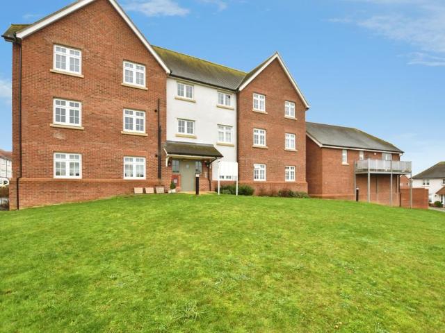 Flat for sale in Bocking, Chipping Hill