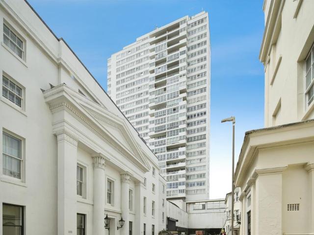 Flat for sale in Brunswick, Brighton & Hove