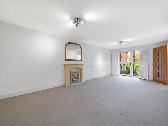 Flat for sale in Abbotswood, Westborough