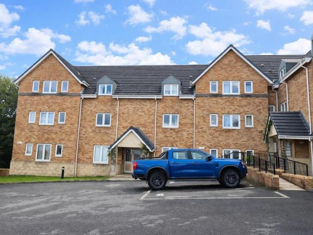 Flat for sale in Wrose, Isle Of Man